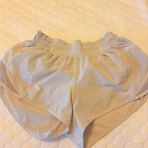 lululemon Cream hotty hots